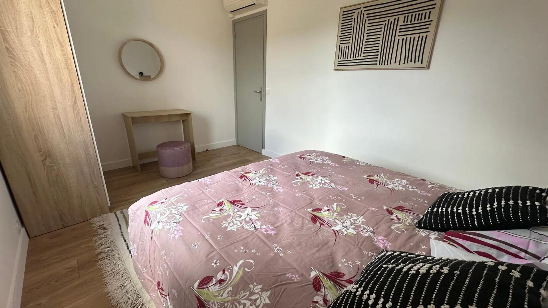 アパート Magnifique Appartement T3 Renove Avec Gout Au Coeur Des Vignes コゴラン フランス