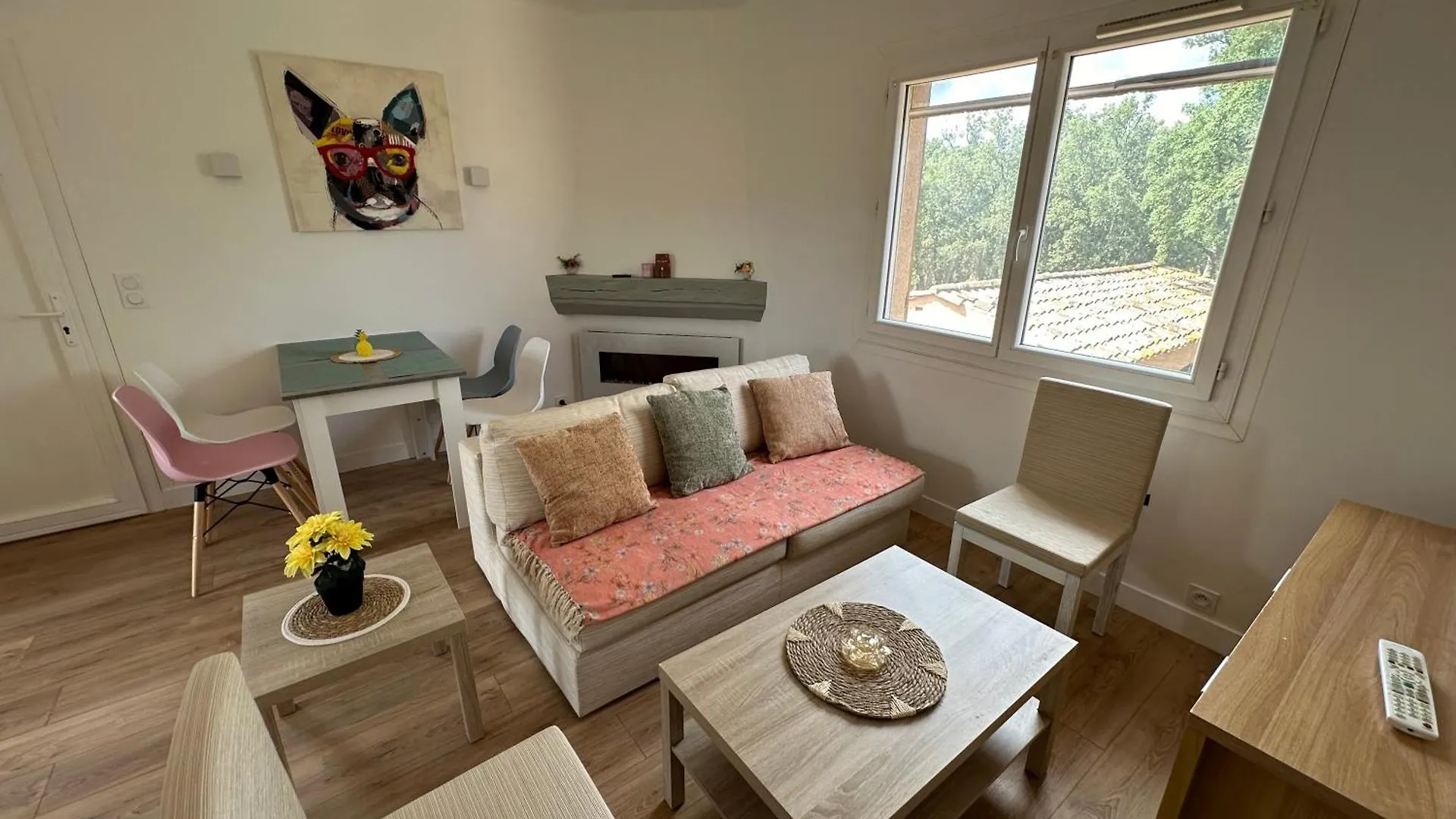 Magnifique Appartement T3 Renove Avec Gout Au Coeur Des Vignes Cogolin Apartment