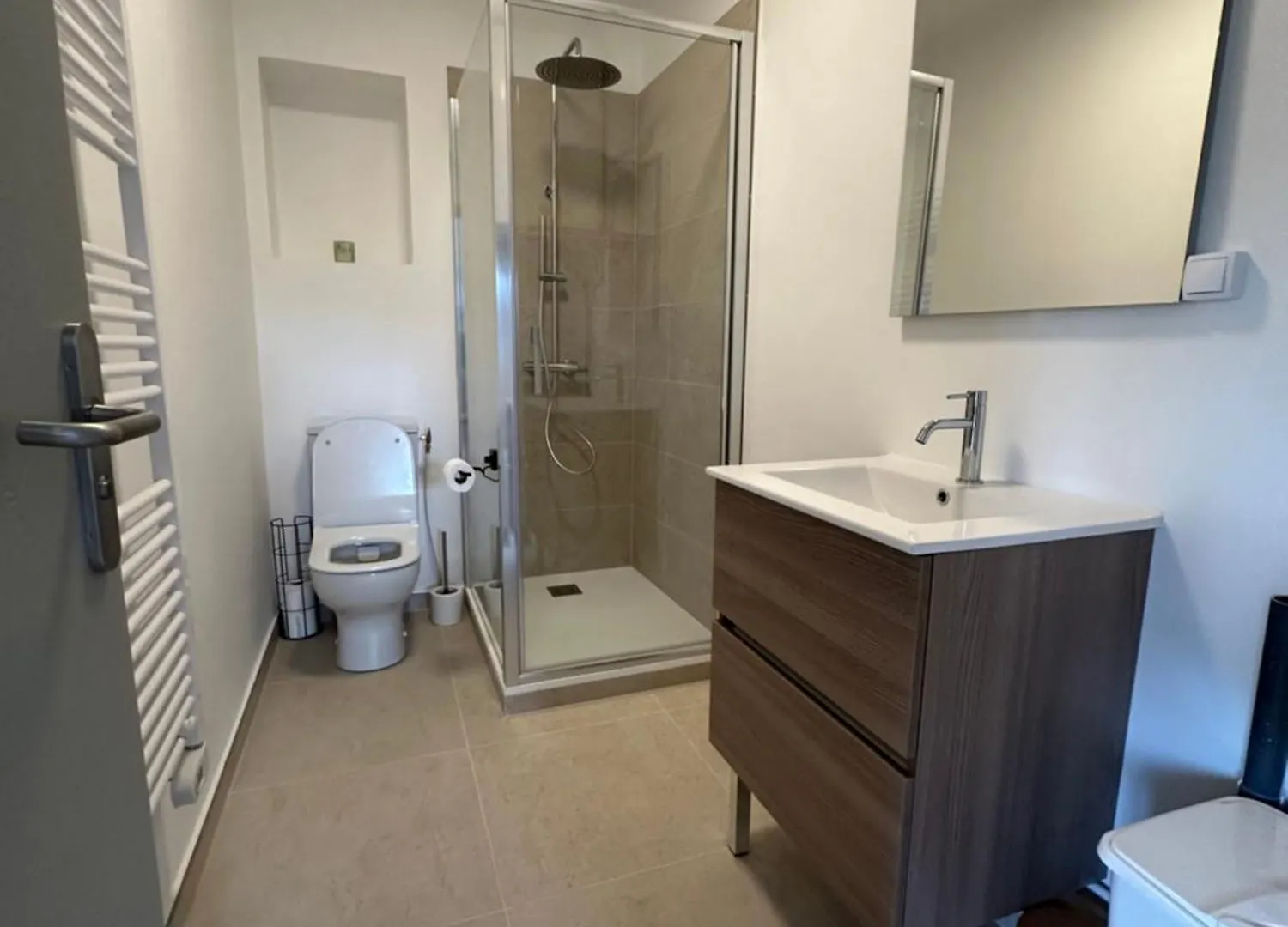 Magnifique Appartement T3 Renove Avec Gout Au Coeur Des Vignes Cogolin 0*,  France